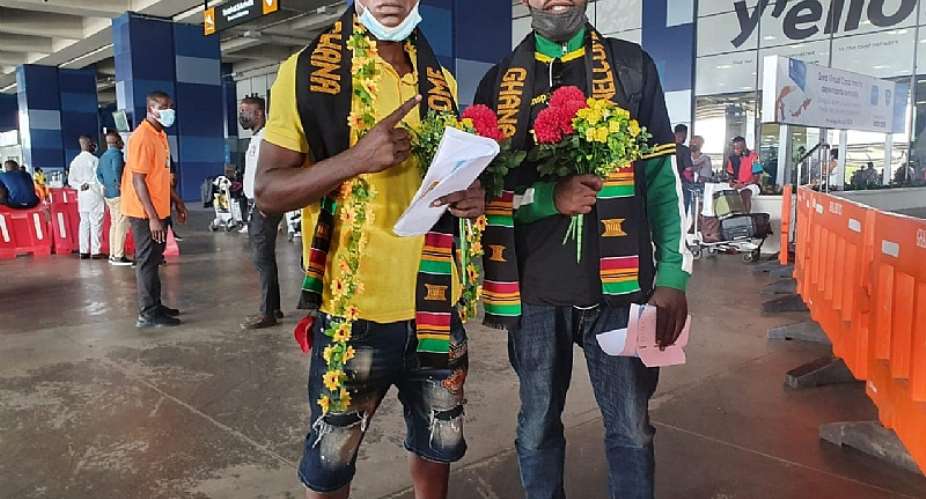 Emmanuel Amos arrives in Ghana to face Sheriff Quaye for WBO Africa Lightweight title