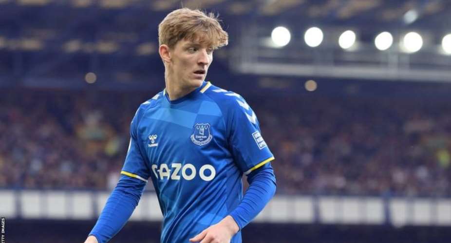 Gordon has scored three goals in 16 Premier League appearances for the Toffees this season