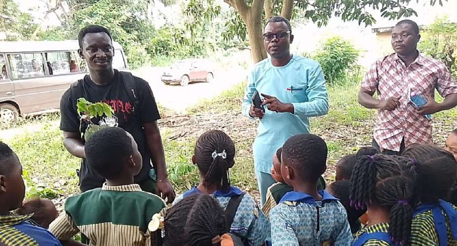 Native Tree Species Education Using an Indigenous Knowledge Inspired Pedagogical Model for Elementary School Environmental Sustainability Education in Ghana