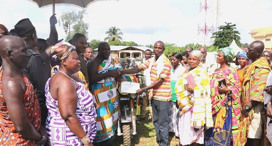 42 Year Old John Coffie Adjudged 2019 Municipal Best Farmer In Obuasi