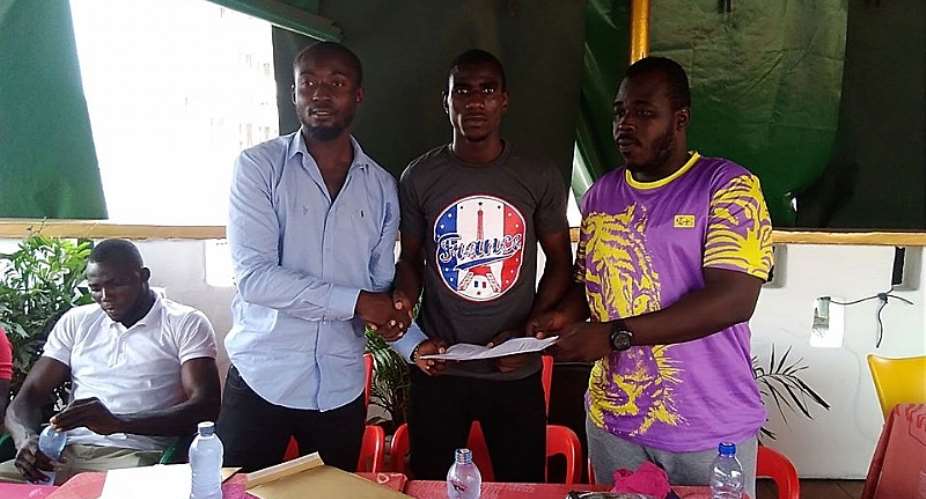Akotoku Boxing Production And Management Sign Two Boxers