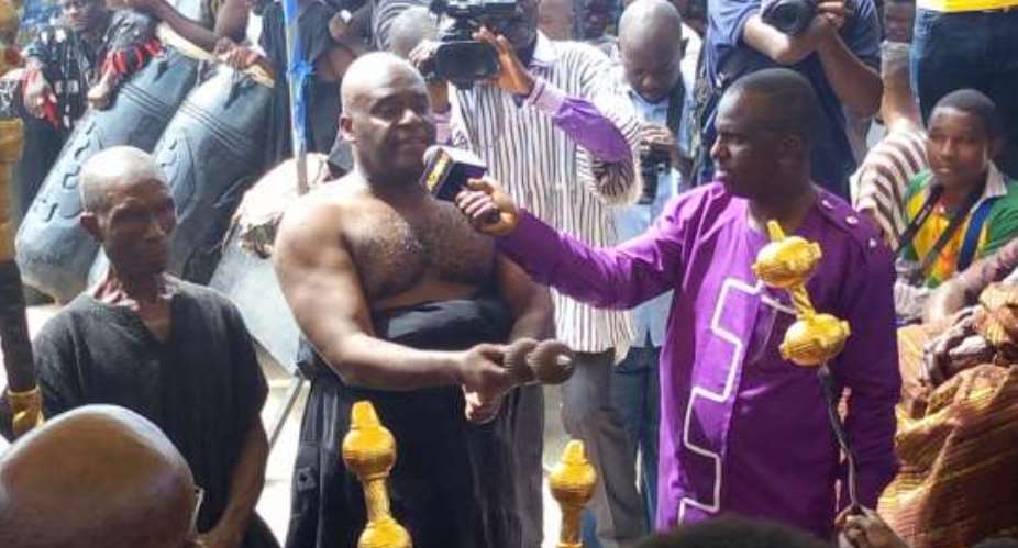 Top Military Capo Enstooled Kyiedomhene Of Apirede