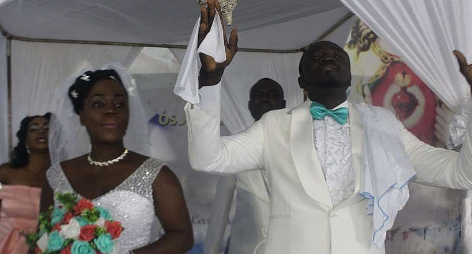 Ghanaian Journalist Stephen Nakujah Ties Knot With His Long Time Girlfriend Franca Agyabeng