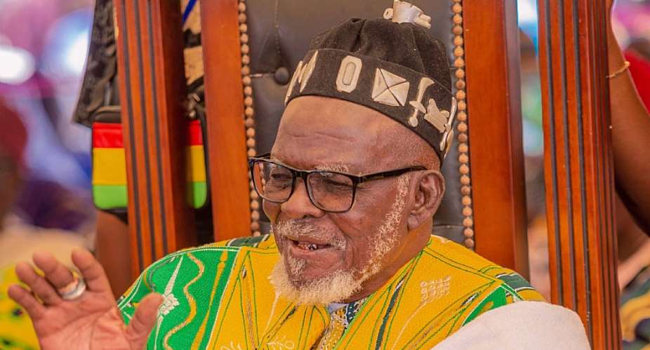 Bawku Naba urges divisional chiefs to protect environment, enskins Moog-Naba