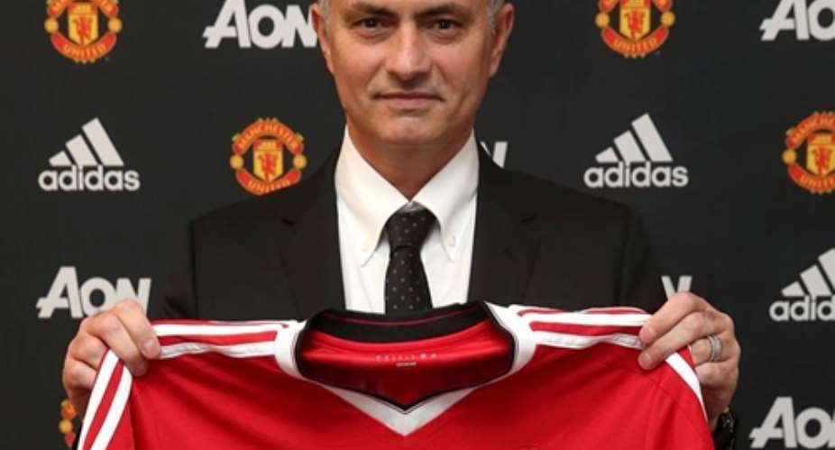 Man United confirms 3-year deal for Jose Mourinho