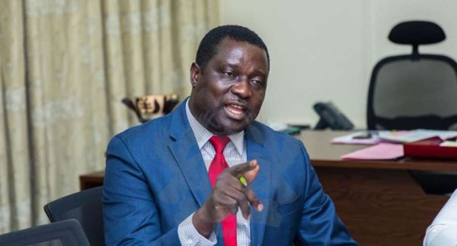Education minister to meet public universities management over rise in fees