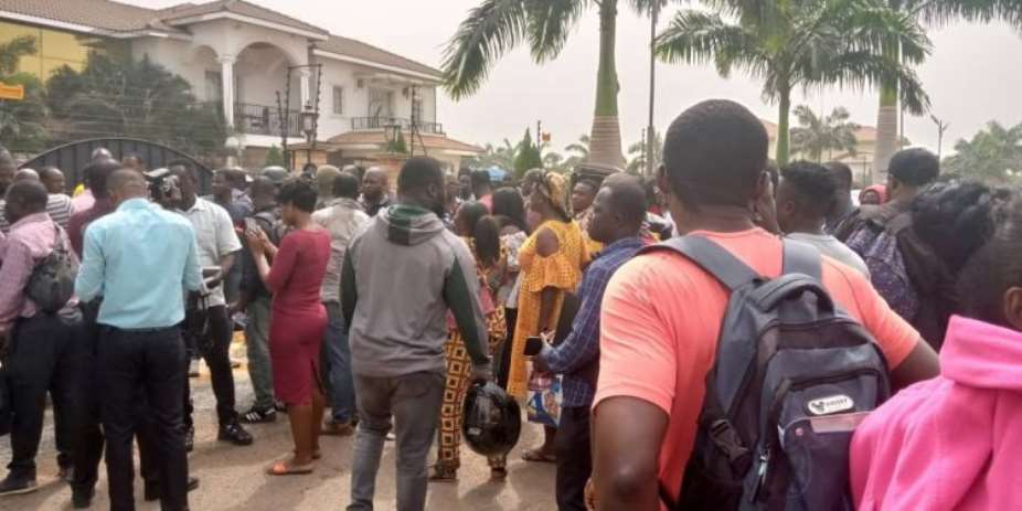Relatives, Friends Abandon Arrested Menzgold Customers In Police Cells