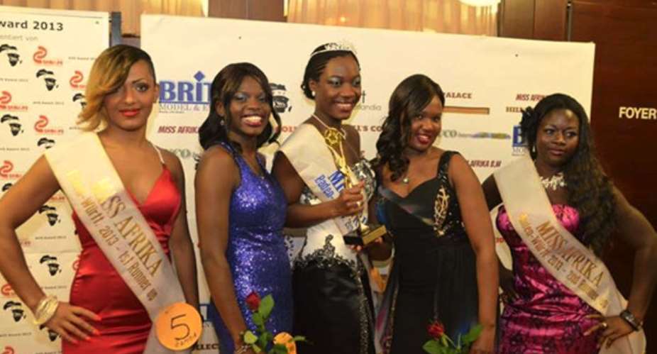 21year Sabine Belomena middle wins African Queen BW 2013