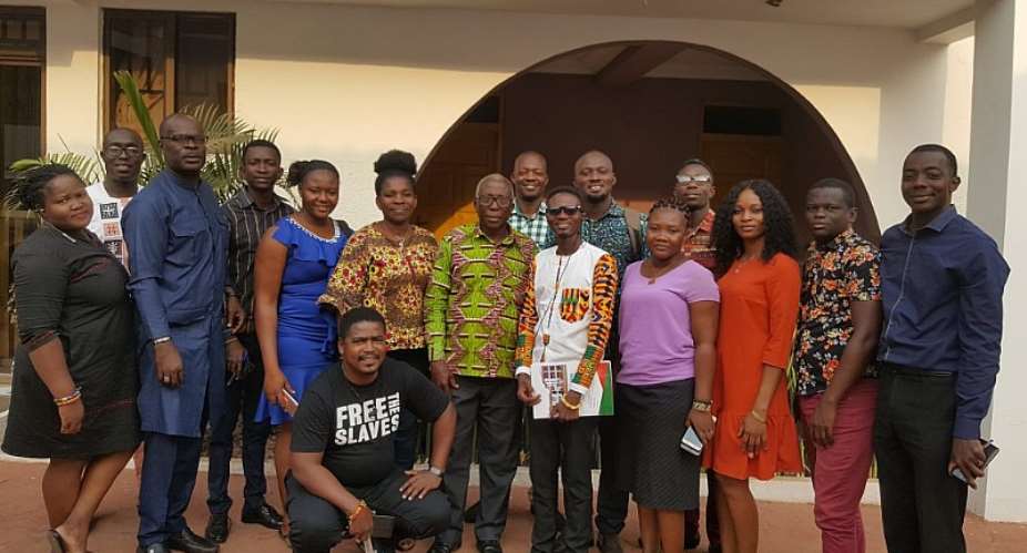 Joha Braimah and Bismark Quartey in a group photograph with participants