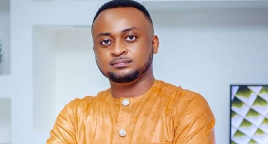'It's better to sit on the floor without desks than being illiterate' —Vincent Assafuah reacts to calls for free SHS review