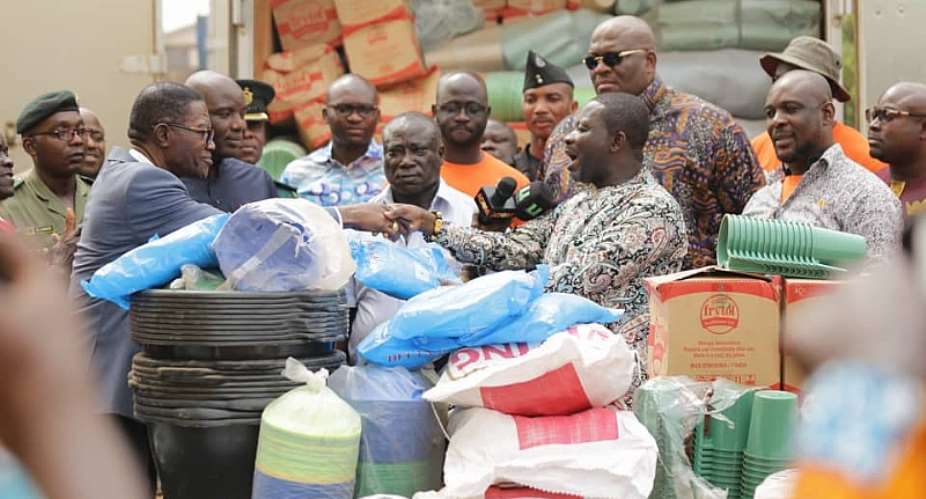 NADMO Donates Relief Items To Ghanaians In Togo