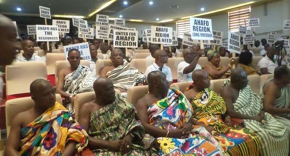 Ahafo Chiefs at commission of enquiry hearing, Sunyani