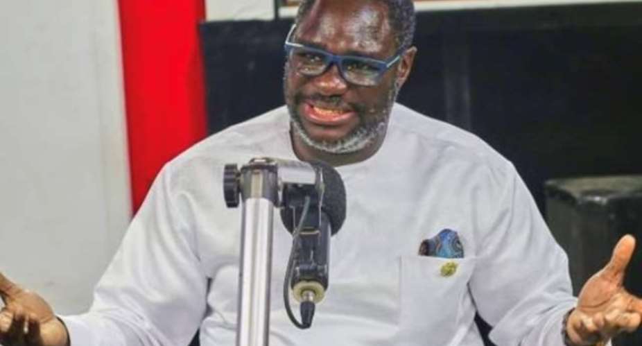 A fugitive is Sedina Tamakloe who has refused to return to Ghana to serve her 10year jail term,not Ofori-Atta who isnt convicted — Palgrave