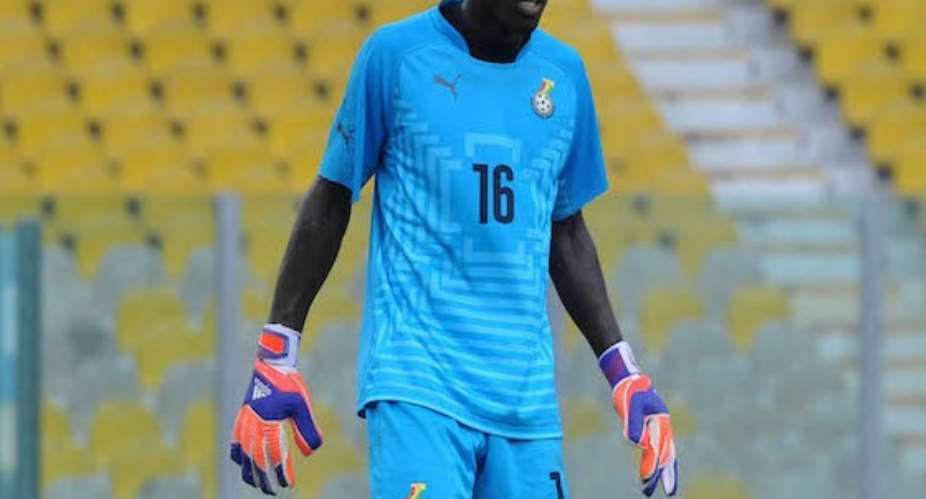 Ghana goalkeeper Richard Ofori waves goodbye to Wa All Stars