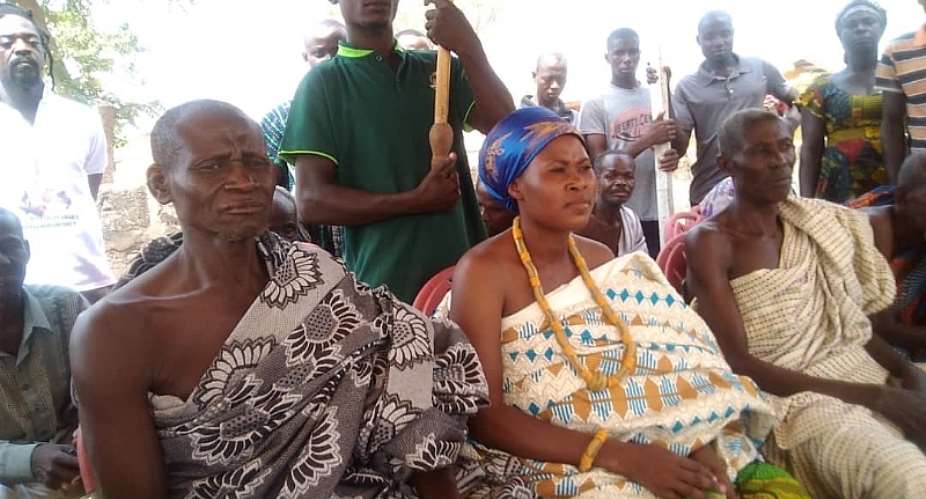 Help us resolve our chieftaincy dispute, its retarding our development – Dwan queen-mother to gov’t