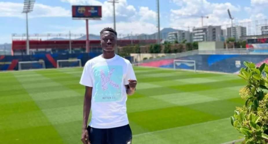Barcelona sign Ghanaian defedner Hafiz Gariba on three-year deal