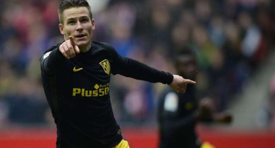 Kevin Gameiro scores four-minute hat-trick as Atletico Madrid beat Sporting