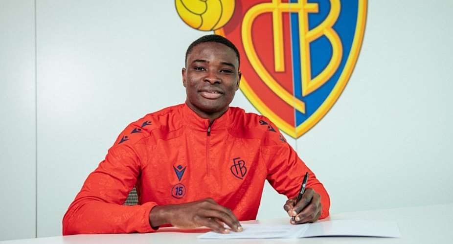 Swiss giants FC Basel announce signing of Ghanaian defender Daniel Asiedu