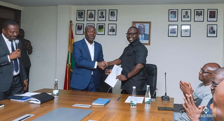 Kojo Oppong Nkrumah, Minister of Works and Housingleft and Roads and Highway Minister Francis Asenso Boakye