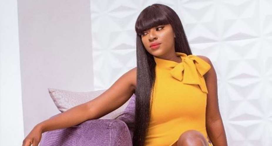 Actress, Yvonne Jegede Exposes Something between her Legs