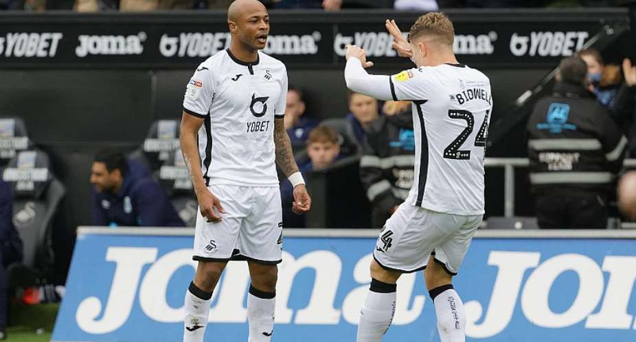 Andre Ayew Scores Swansea City Home Victory Against Huddersfield Town