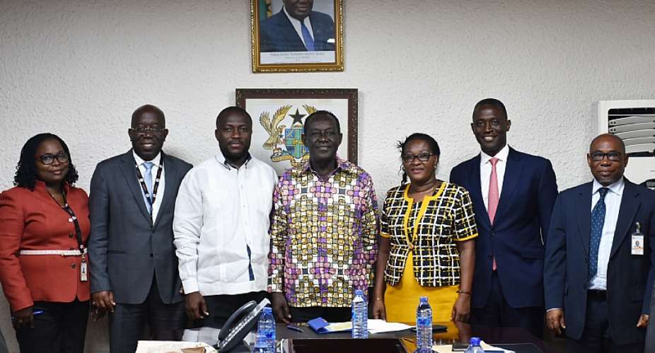 Accra Mayor Pays A Visit To SSNIT