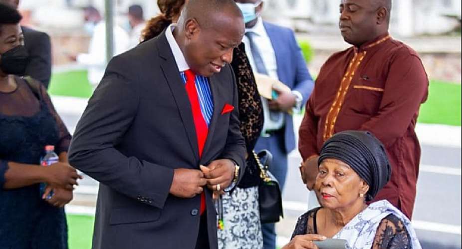 NPPs Kwabena Agyepong loses mother