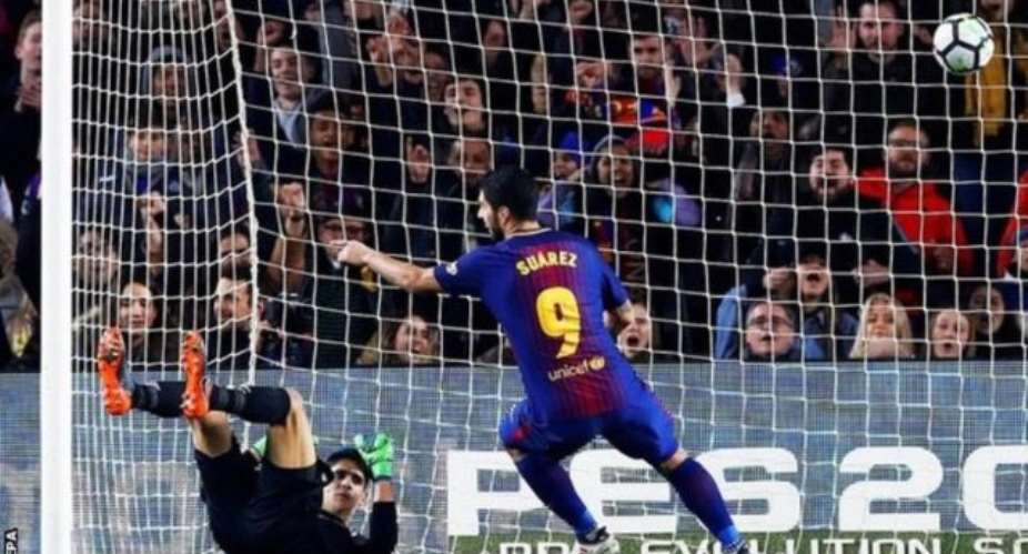 Suarez Scores Hat-Trick As Barcelona Thump Girona