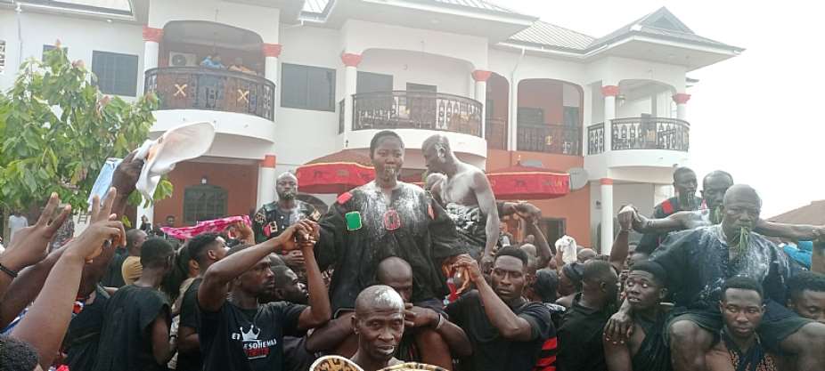 E/R: Twelve sub-chiefs enstooled at Akyem Etwereso