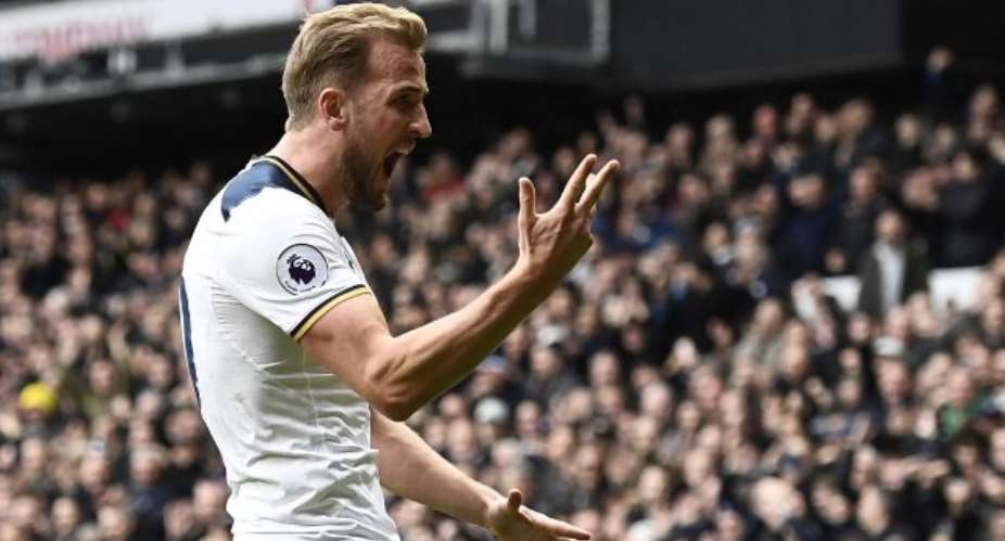 Harry Kane destroys Stoke with first-half hat-trick to send Tottenham second