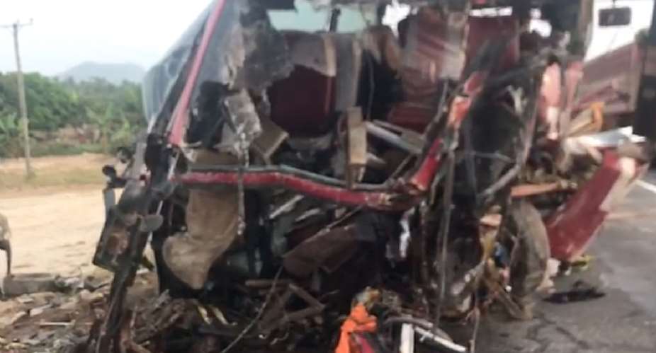 16 die in crash at Akim Asafo, others in critical condition