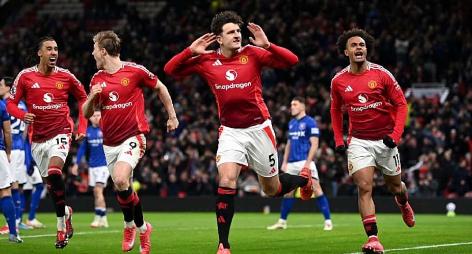 PL: Harry Maguire header gives 10-man Manchester United win over Ipswich