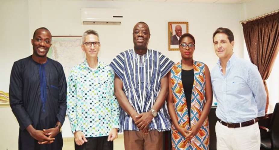 Business dev't minister courts more Canadian businesses for Ghana