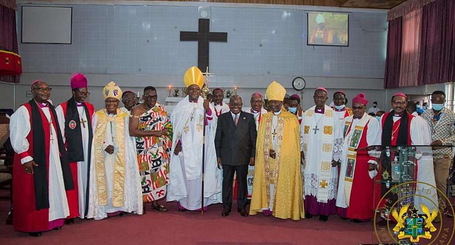 Akufo-Addo donates GH100,000 to Anglican Church