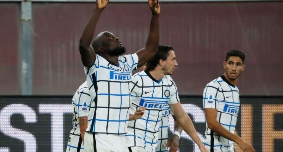 Lukaku takes seconds to score as Inter thump Genoa