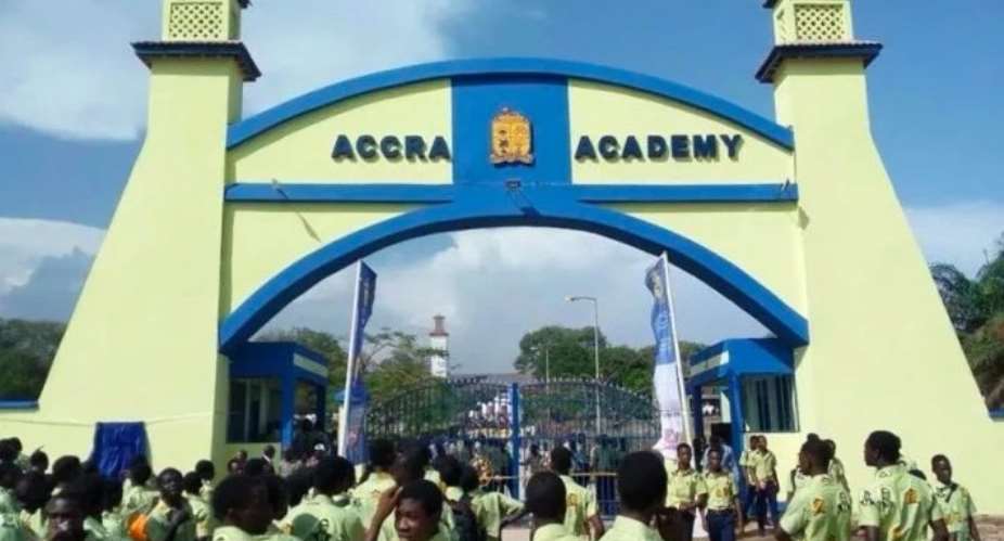 4 students caught flogging colleagues with cutlass handed over to police — Accra Academy