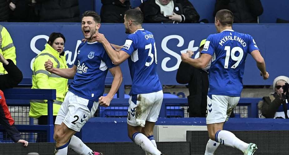 PL: Everton stun Arsenal in Dyche's first game as boss