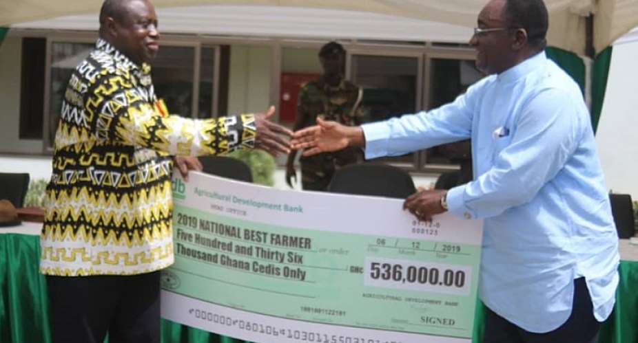 2019 National Best Farmer, Mr Adu Gyamfi (Left)