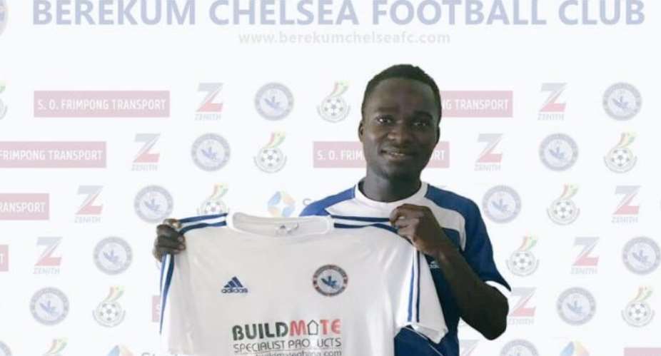 Berekum Chelsea Signs Jonah Attuquaye From Koans FC