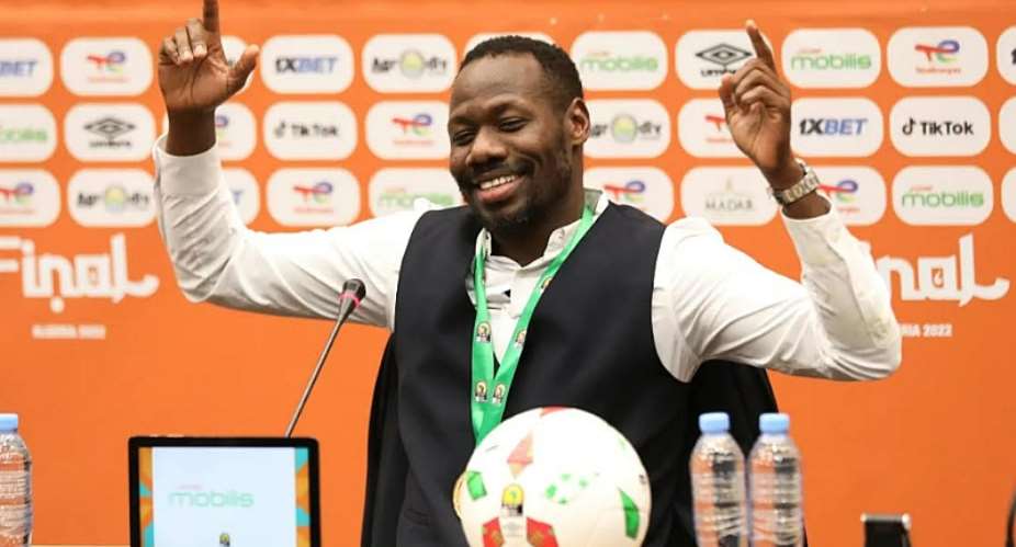 Senegals Pape Thiaw wins CHAN 2022 best coach award