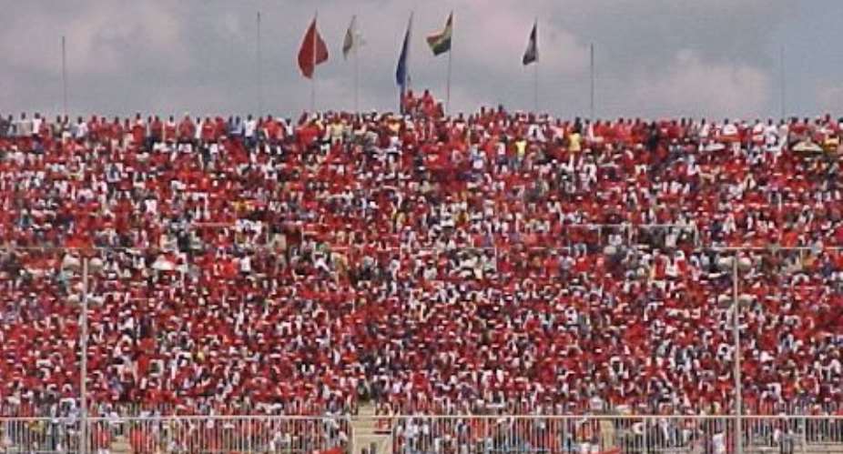 Kotoko storm Enugu with supporters