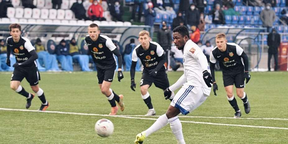 Ghanas Joel Fameyeh converts penalty to help Orenburg defeat Torpedo Moscow 3-0