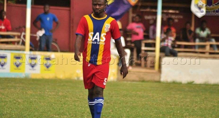 Malik Akowuah: Hearts midfield star eyes Aduana Stars scalp