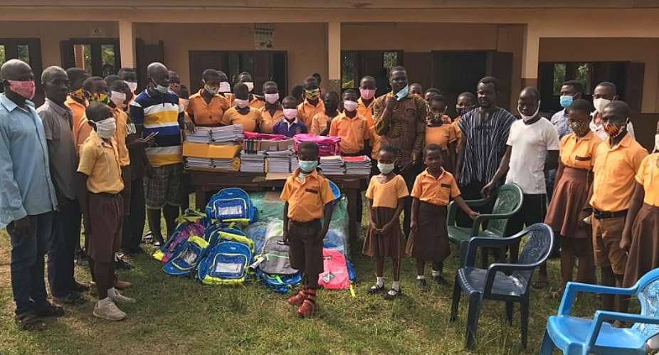 Ashanti Region: ANWANYA DA Basic School gets support from US-based Old Student