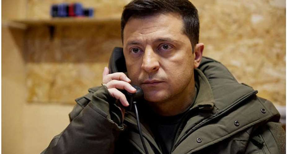 Ukraine introduces temporary visa-free for foreigners who wants to help fight Russia