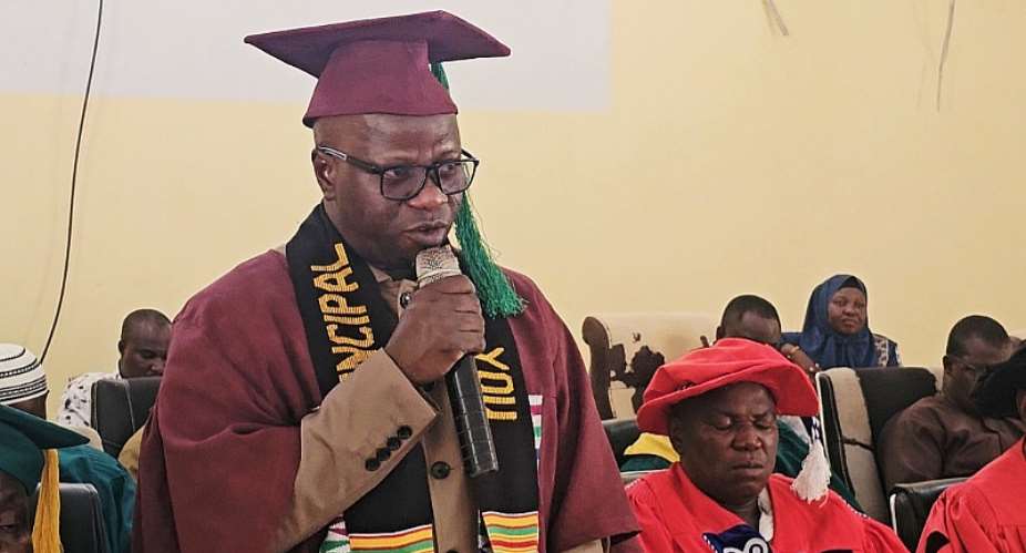 Dr Halidu Musah, Principal, Gbewaa college of education