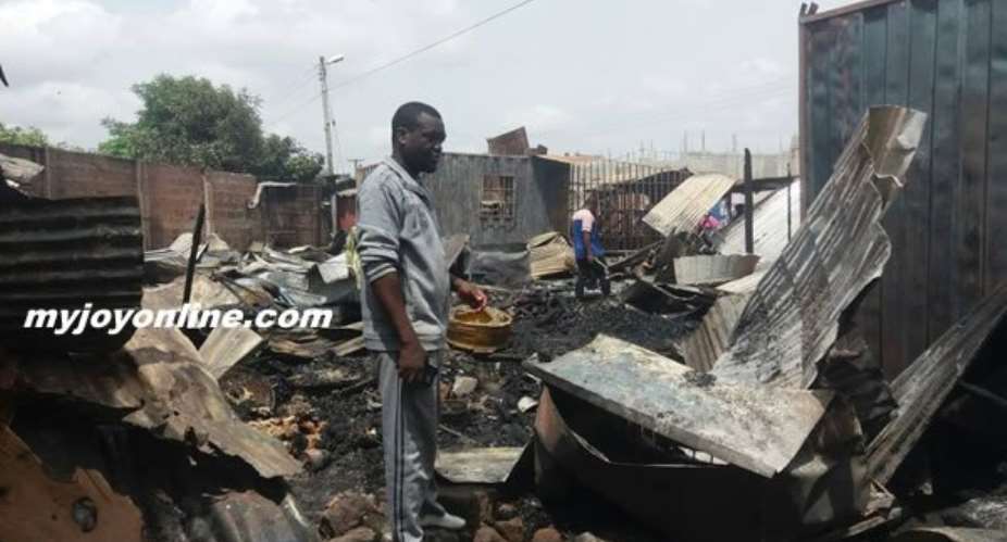 Fire Outbreak Traps Cash Belonging To Traders