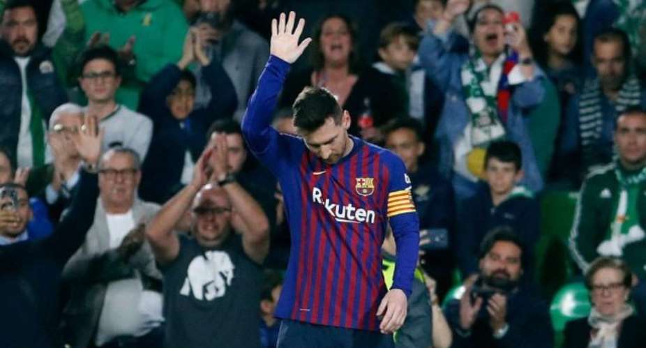 Messi Humbled By Betis Fans' Standing Ovation