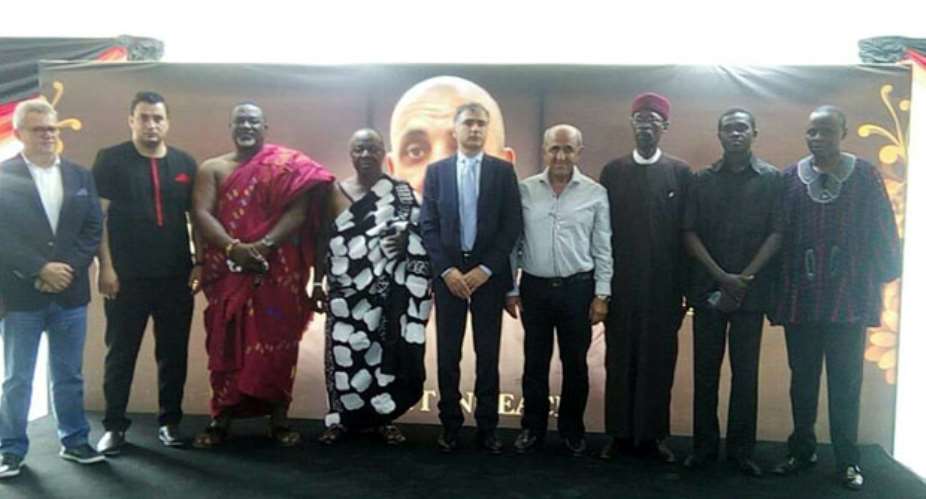 The Ambassador in a pose with some dignitaries at the memorial service