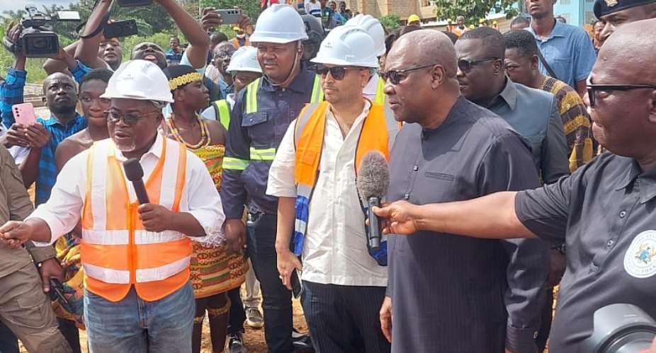Mahama inspects ongoing projects at SUSEC, urges contractors to speed up work